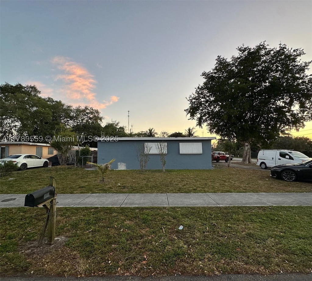 Real estate property located at 100 Virginia Rd, Broward, Miami Gardens Estates Sec, West Park, FL