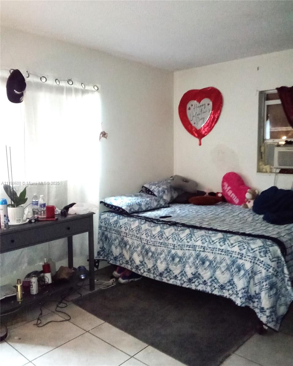 Real estate property located at 221 Serenade Dr., Other, Sun N Lakes Estate, Other City - In The State Of Florida, FL