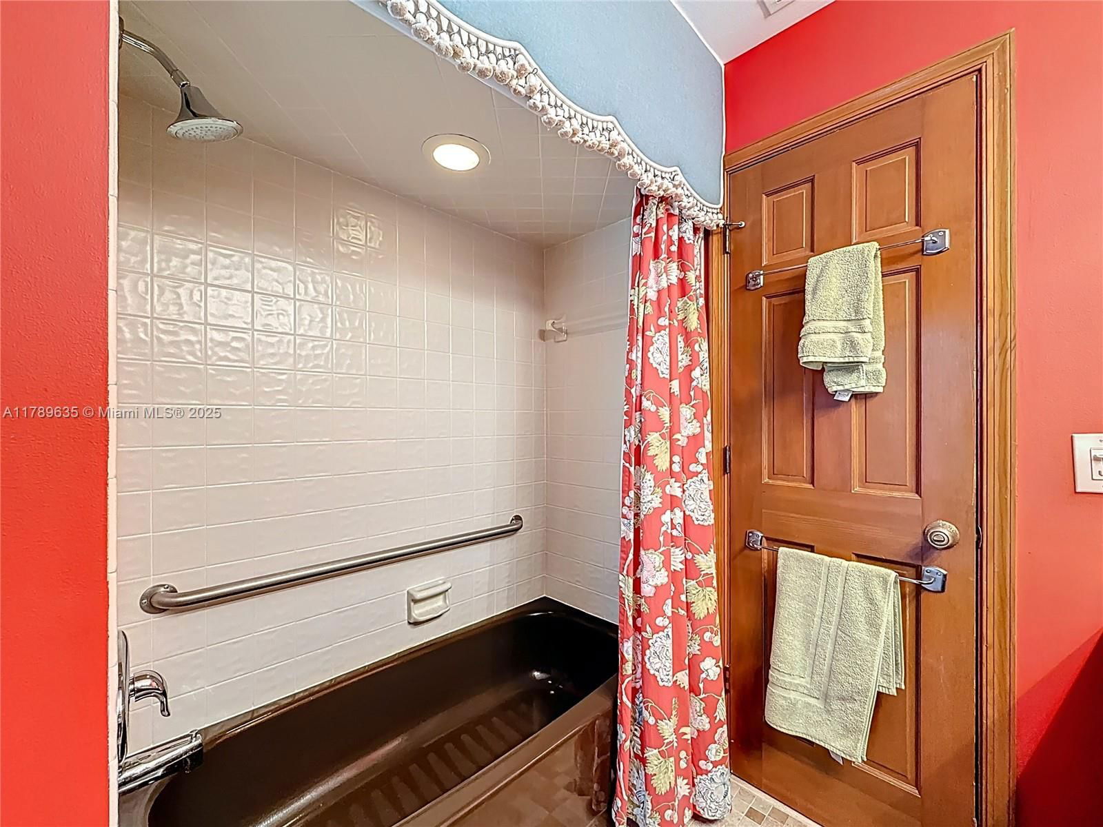 Real estate property located at 547 Deer Creek Run, Broward, Deer Creek Golf Estates, Deerfield Beach, FL
