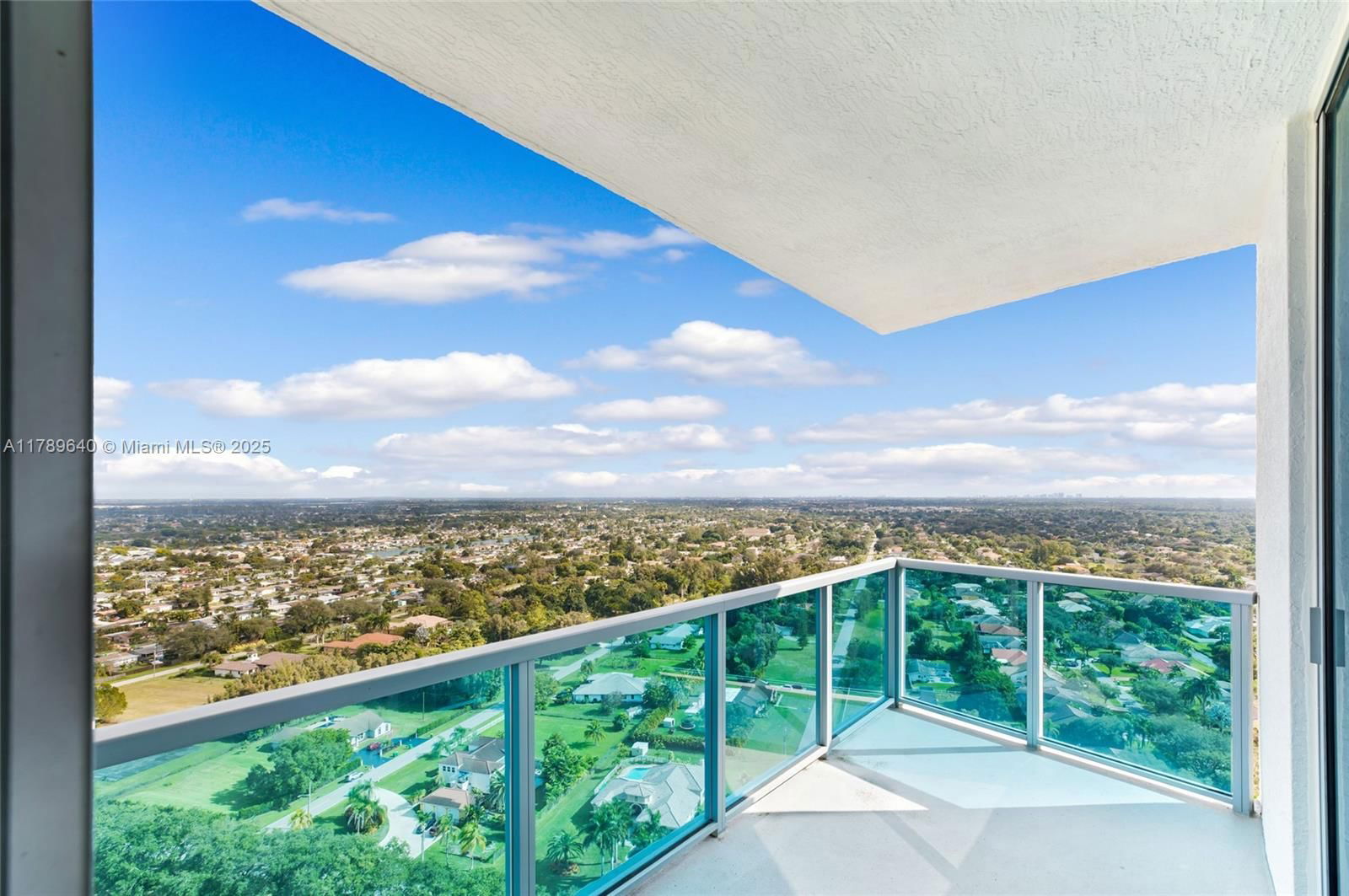 Real estate property located at 2641 Flamingo Rd #2608N, Broward, Tao Sawgrass Condominium, Sunrise, FL