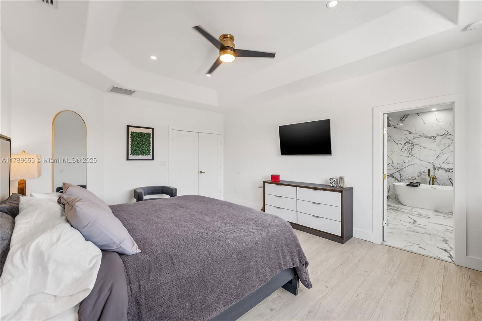 Real estate property located at 14961 17th Ln, Miami-dade, Grand Lakes Phase Iii, Miami, FL