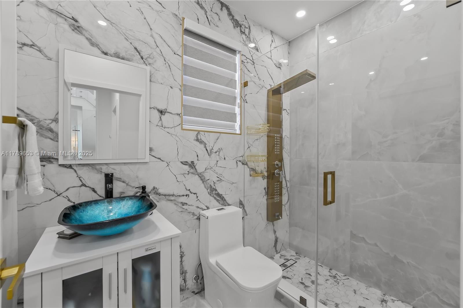 Real estate property located at 14961 17th Ln, Miami-dade, Grand Lakes Phase Iii, Miami, FL