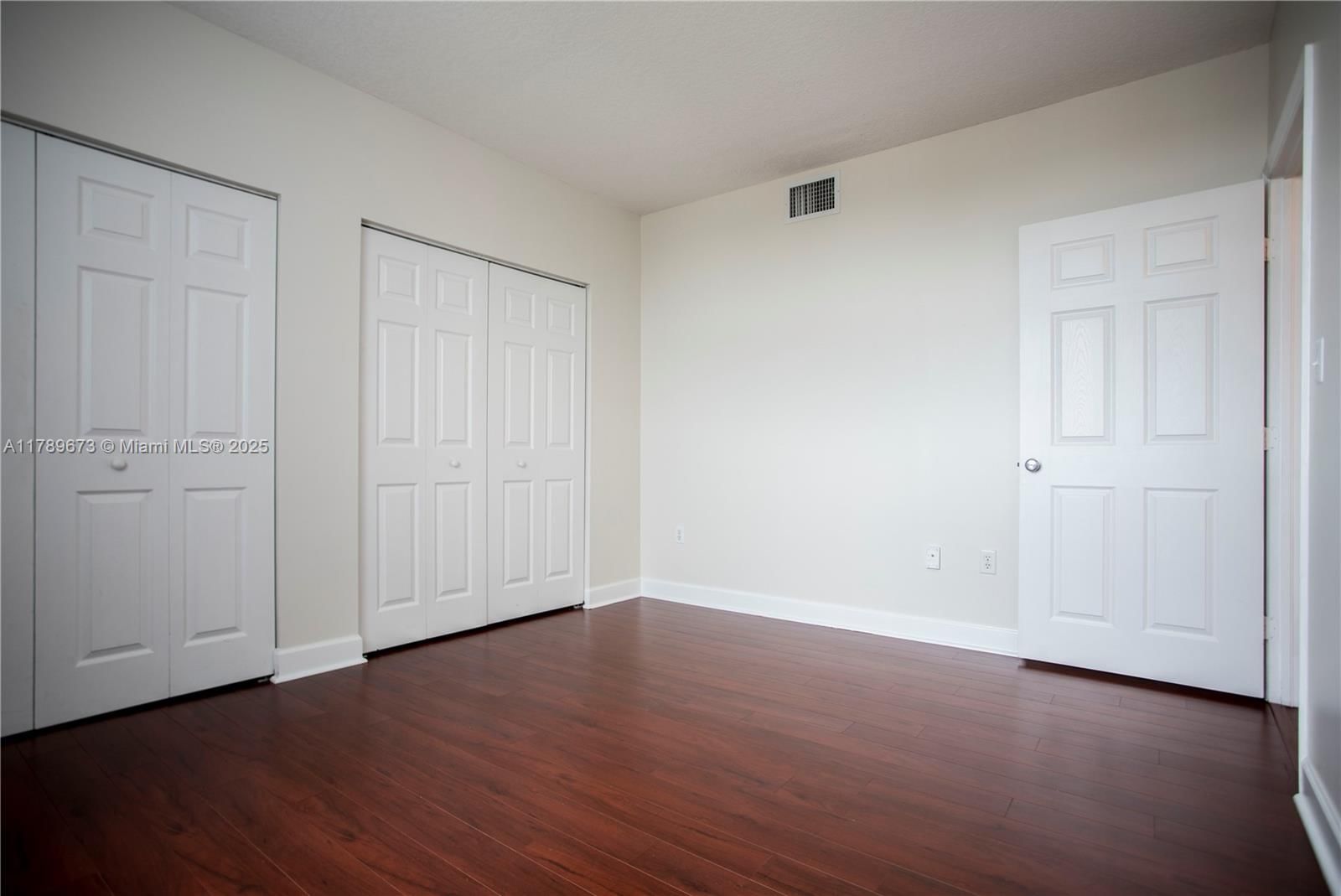 Real estate property located at 50 Menores Ave #732, Miami-dade, Douglas Grand Condo, Coral Gables, FL