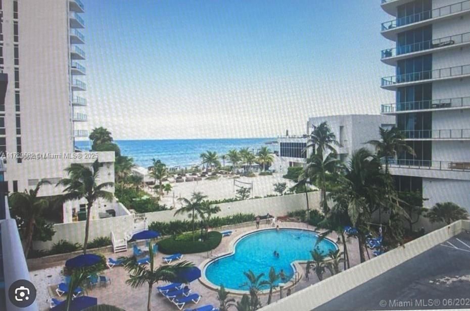 Real estate property located at 4001 Ocean Dr #2C, Broward, Sian Ocean Residences Con, Hollywood, FL