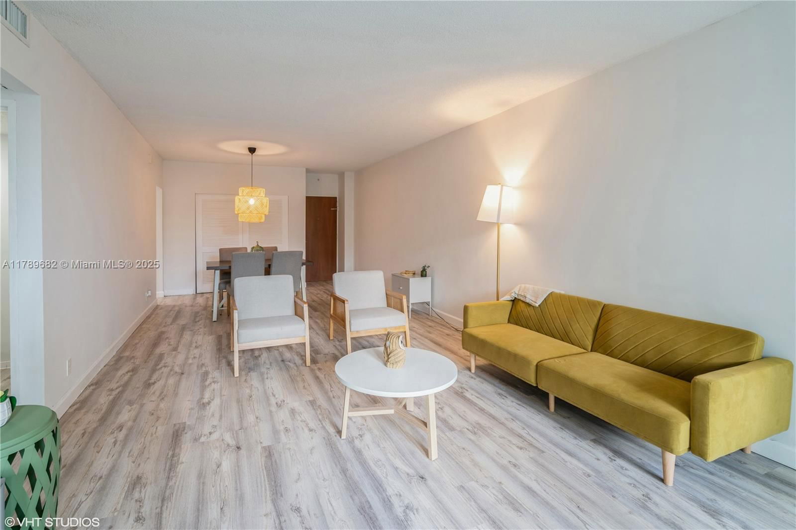 Real estate property located at 4001 Ocean Dr #2C, Broward, Sian Ocean Residences Con, Hollywood, FL