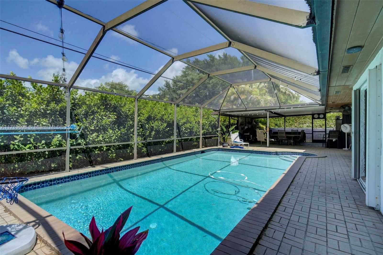 Real estate property located at 16674 93rd Ct, Miami-dade, Villa Malaga, Palmetto Bay, FL