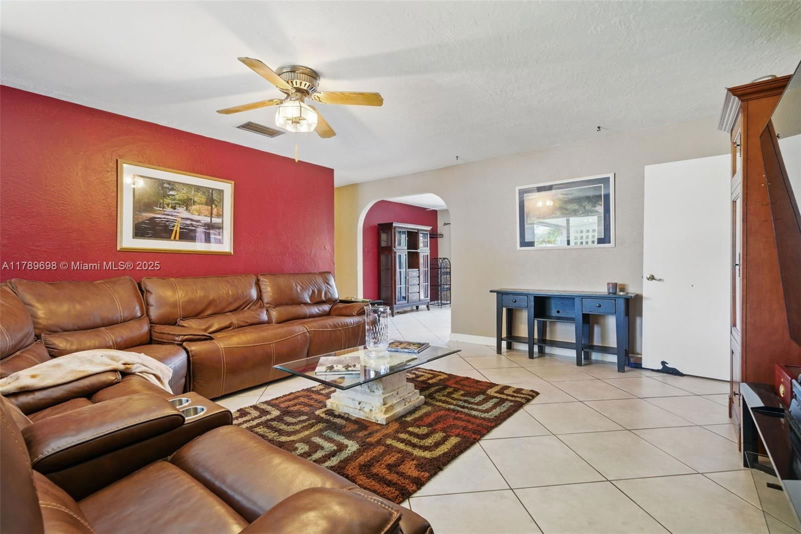 Real estate property located at 16674 93rd Ct, Miami-dade, Villa Malaga, Palmetto Bay, FL