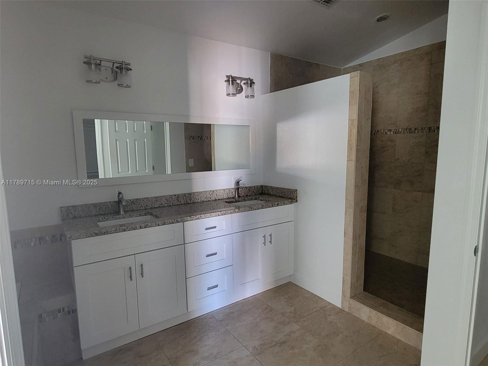 Real estate property located at 822 Diane Cir, Sarasota, 2159 - Spanish Wells, Englewood, FL