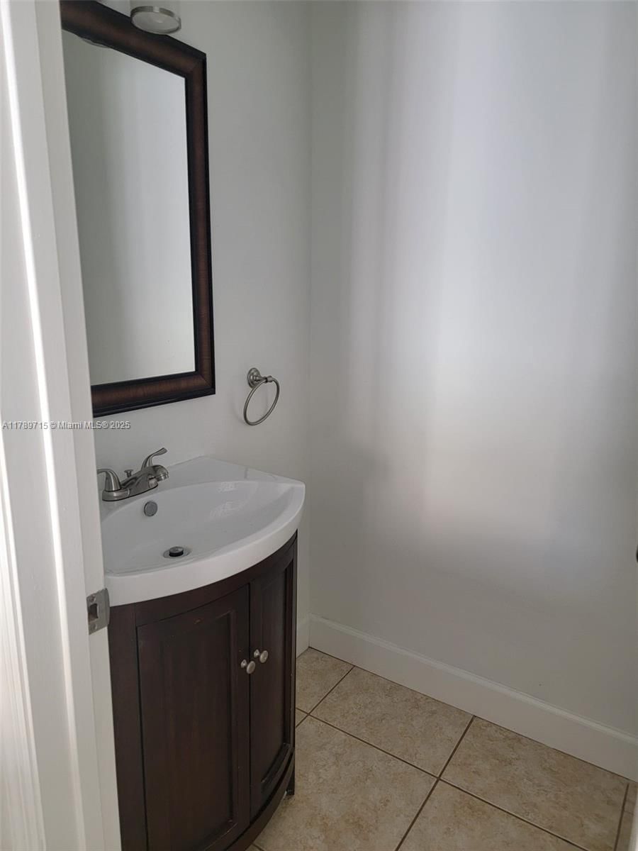Real estate property located at 822 Diane Cir, Sarasota, 2159 - Spanish Wells, Englewood, FL