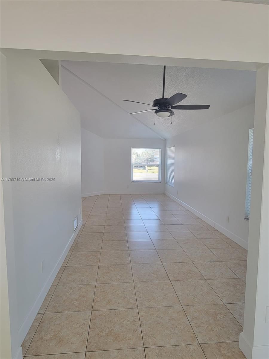 Real estate property located at 822 Diane Cir, Sarasota, 2159 - Spanish Wells, Englewood, FL