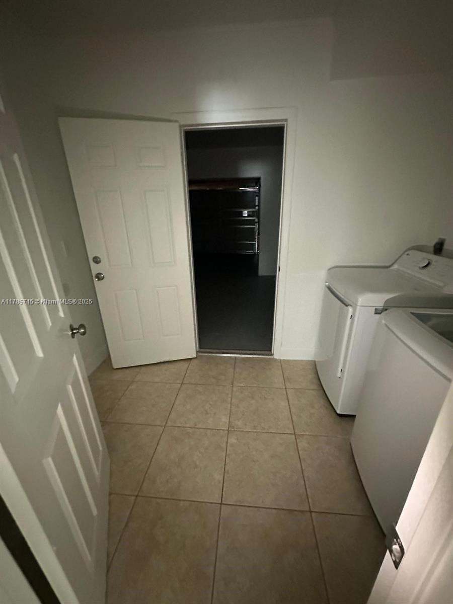 Real estate property located at 822 Diane Cir, Sarasota, 2159 - Spanish Wells, Englewood, FL