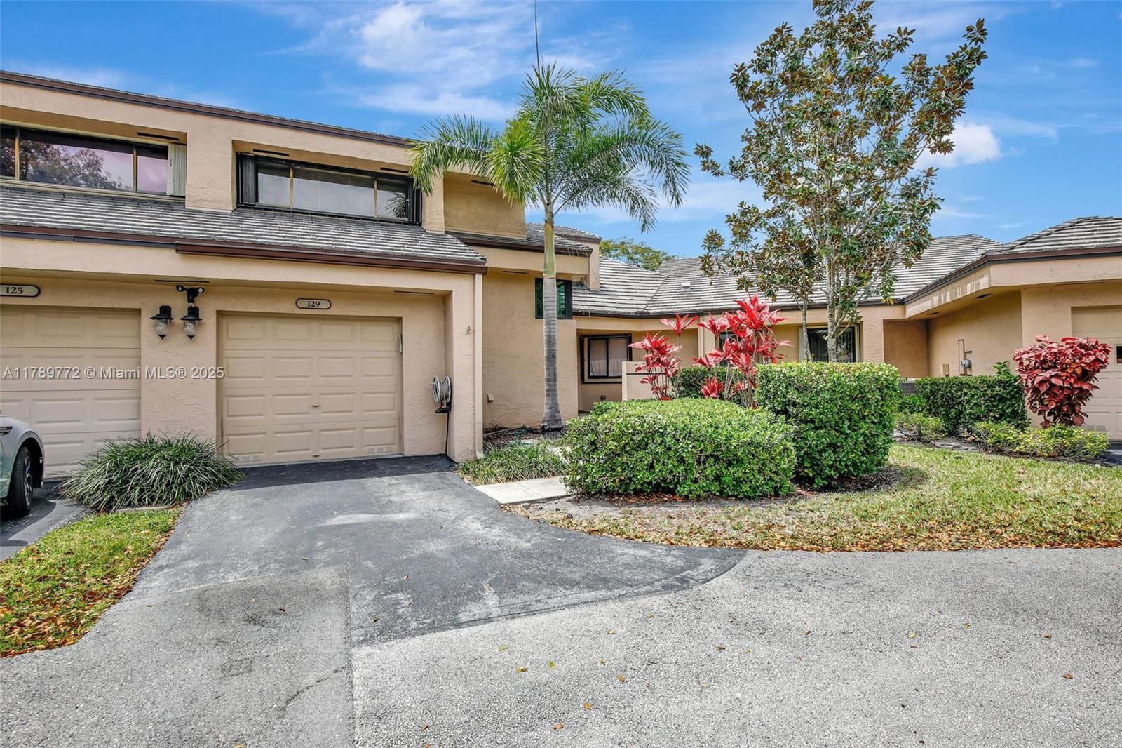Real estate property located at 129 Chelsea Ln, Broward, Chelsea One, Plantation, FL