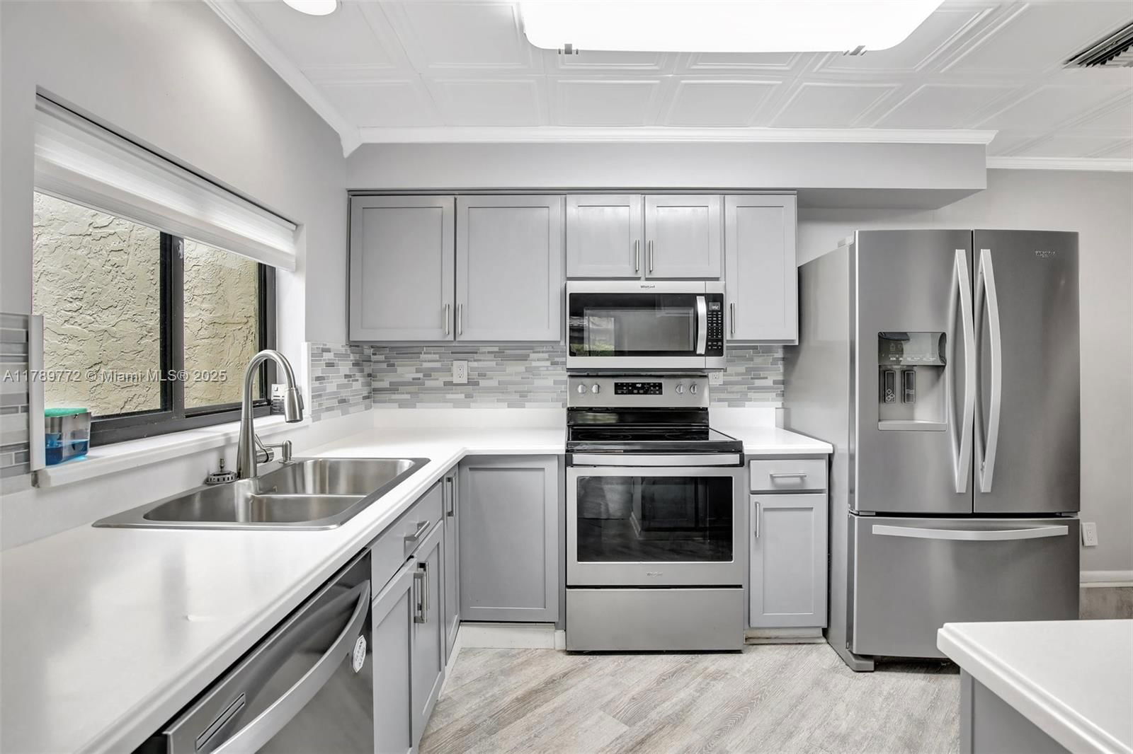 Real estate property located at 129 Chelsea Ln, Broward, Chelsea One, Plantation, FL
