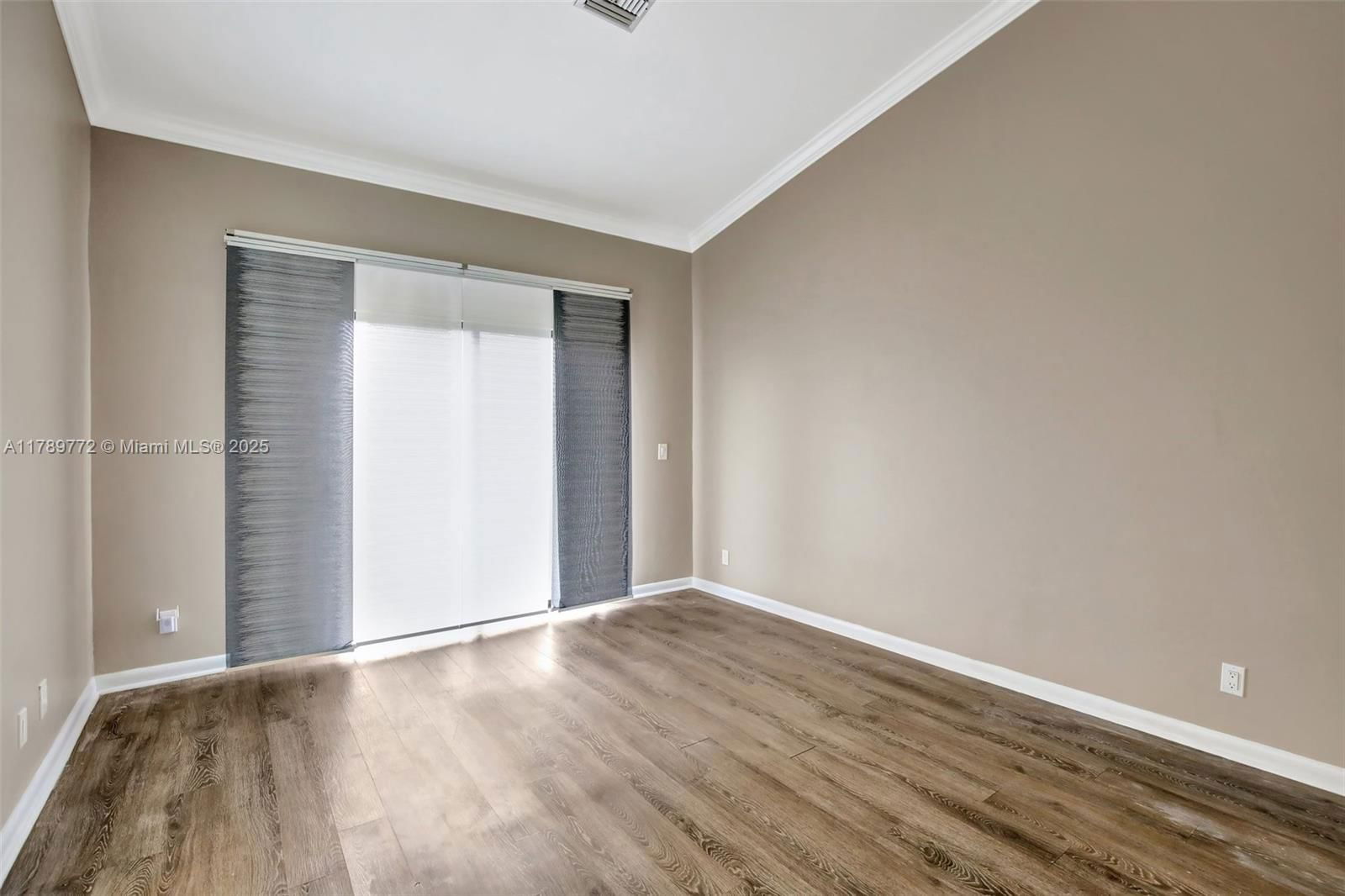 Real estate property located at 129 Chelsea Ln, Broward, Chelsea One, Plantation, FL