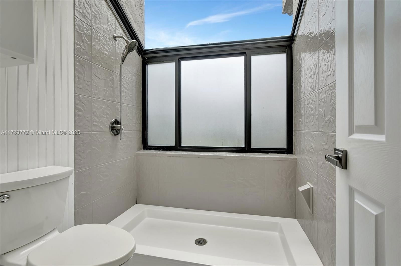 Real estate property located at 129 Chelsea Ln, Broward, Chelsea One, Plantation, FL