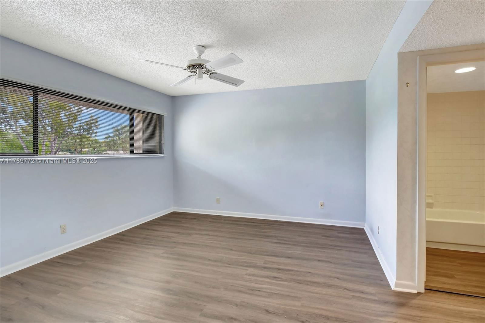 Real estate property located at 129 Chelsea Ln, Broward, Chelsea One, Plantation, FL