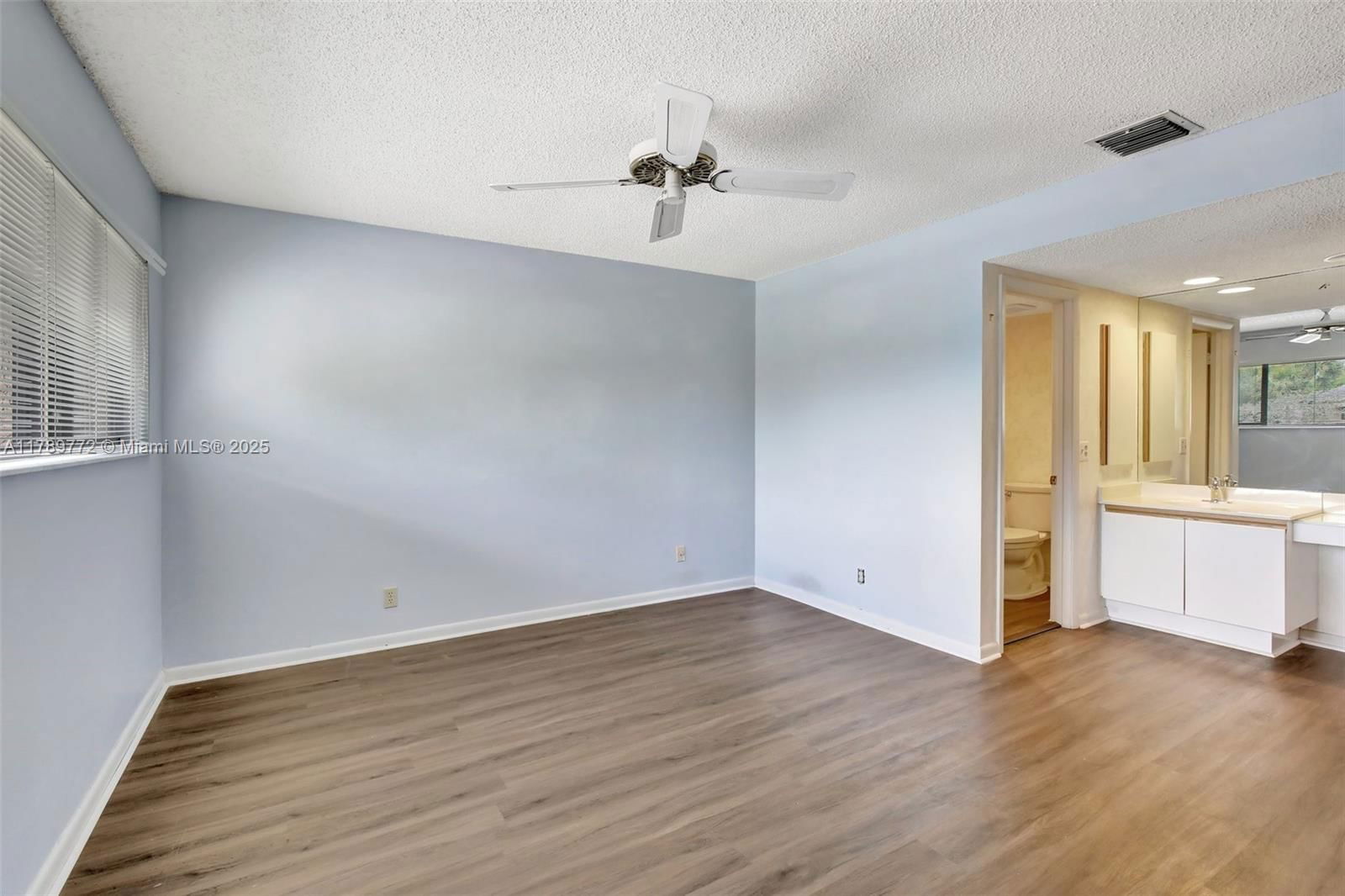 Real estate property located at 129 Chelsea Ln, Broward, Chelsea One, Plantation, FL