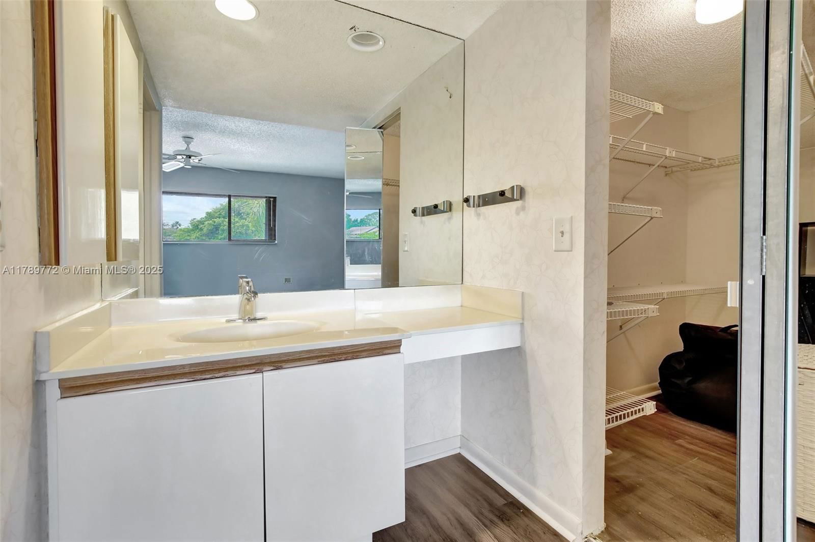 Real estate property located at 129 Chelsea Ln, Broward, Chelsea One, Plantation, FL