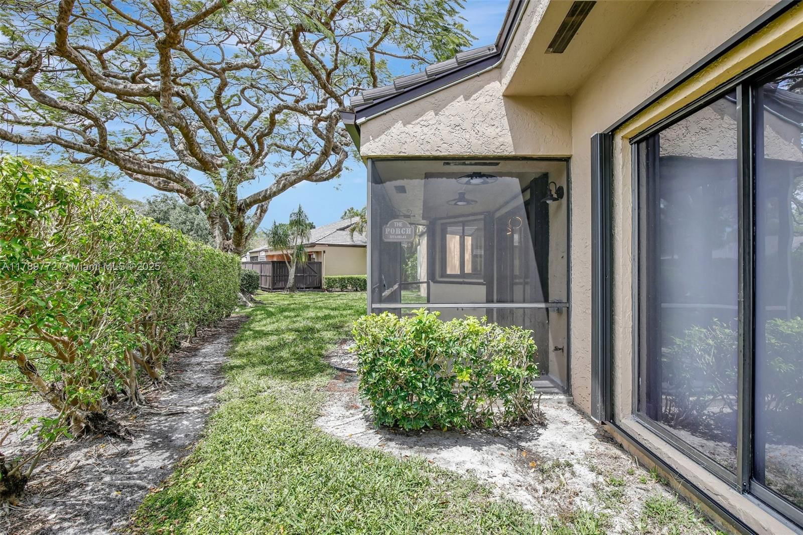 Real estate property located at 129 Chelsea Ln, Broward, Chelsea One, Plantation, FL