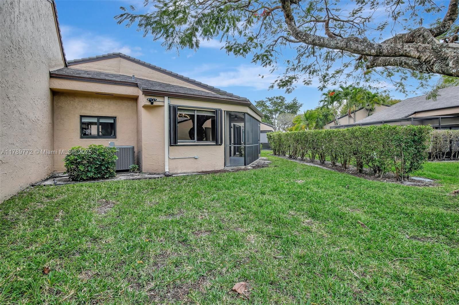 Real estate property located at 129 Chelsea Ln, Broward, Chelsea One, Plantation, FL