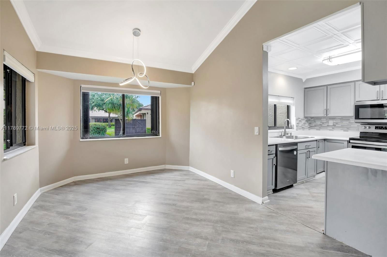 Real estate property located at 129 Chelsea Ln, Broward, Chelsea One, Plantation, FL