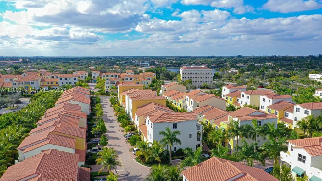 Real estate property located at 12463 17th Ct, Broward, Pembroke Falls-phase 1, Pembroke Pines, FL