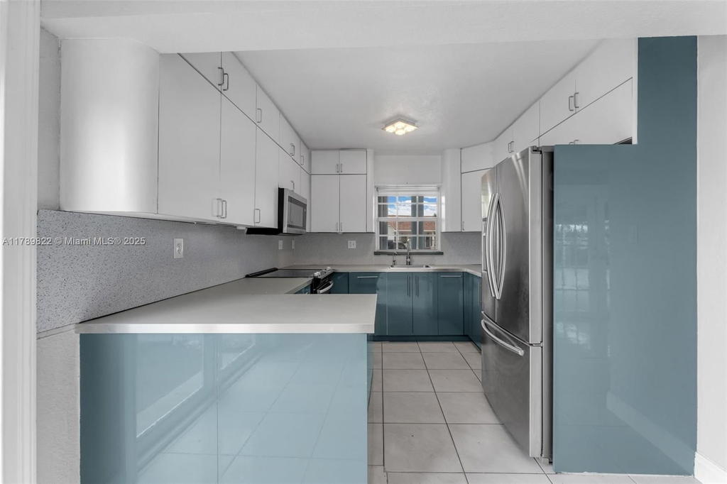 Real estate property located at 11024 51st Ter, Miami-dade, Westwood Lake 7th Addn, Miami, FL