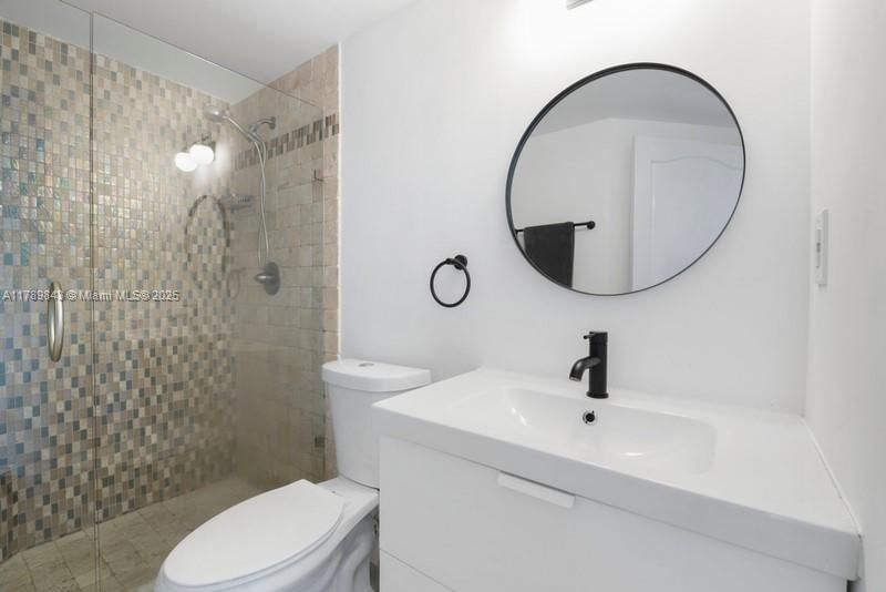 Real estate property located at 6422 Collins Ave #301, Miami-dade, Florida Towers Condo, Miami Beach, FL