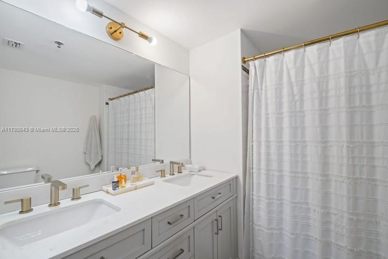 Real estate property located at 6422 Collins Ave #301, Miami-dade, Florida Towers Condo, Miami Beach, FL