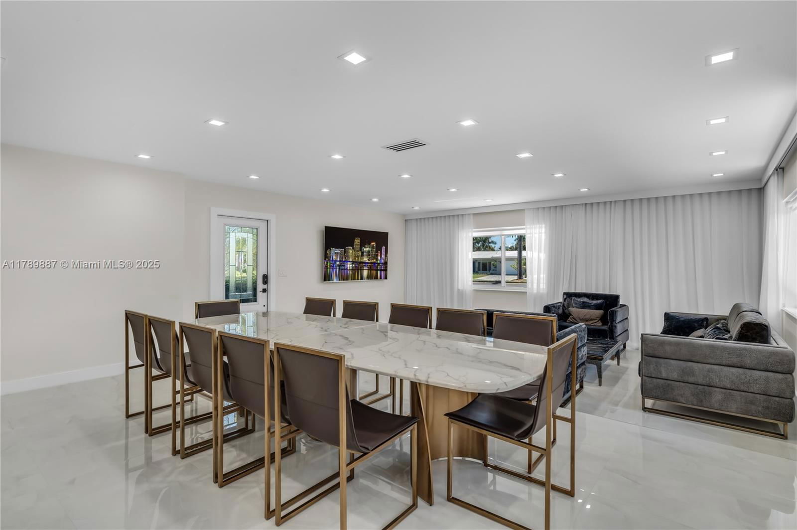 Real estate property located at 1045 Hollywood Blvd, Broward, Hollywood Lakes Section, Hollywood, FL