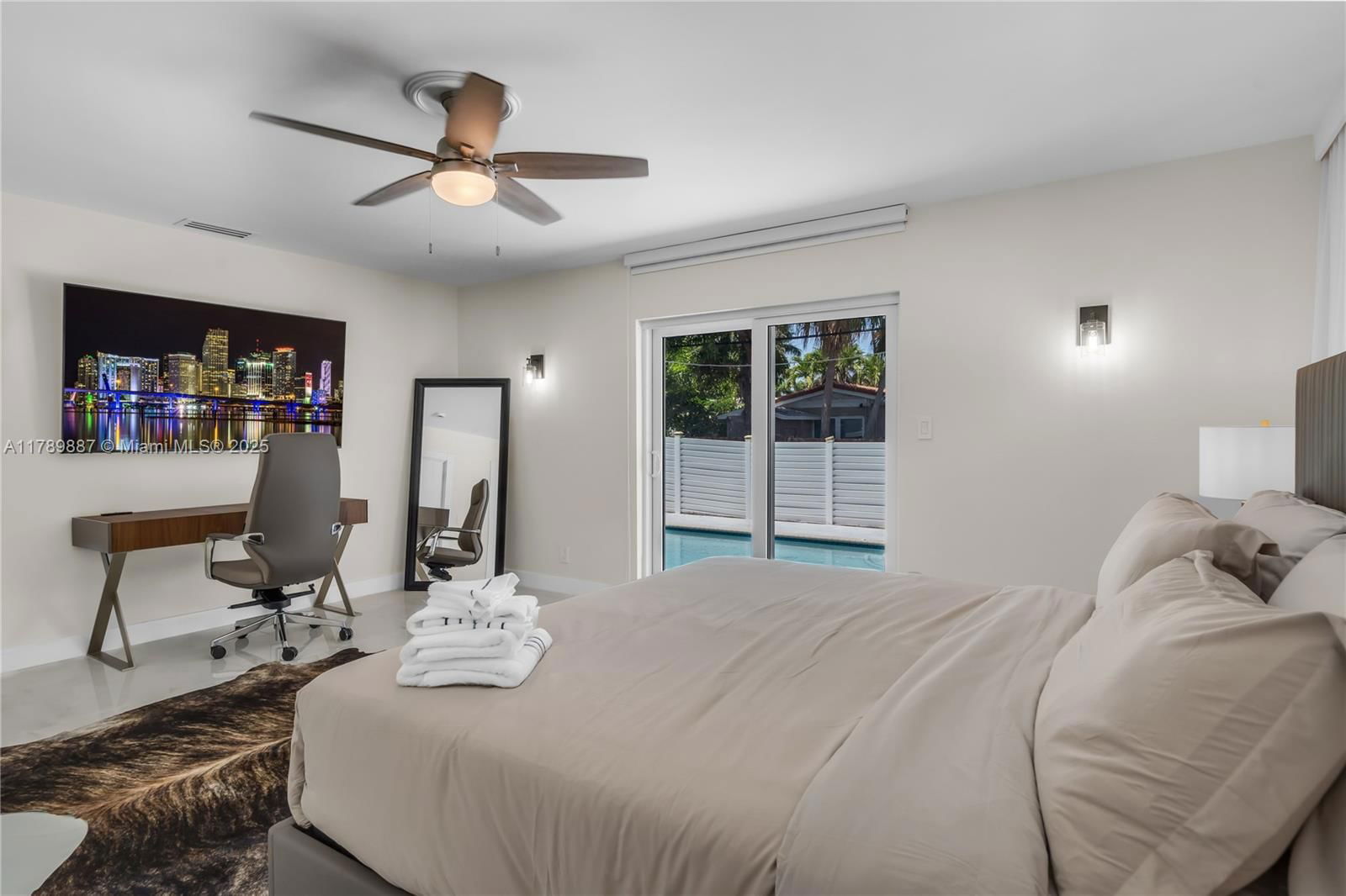 Real estate property located at 1045 Hollywood Blvd, Broward, Hollywood Lakes Section, Hollywood, FL