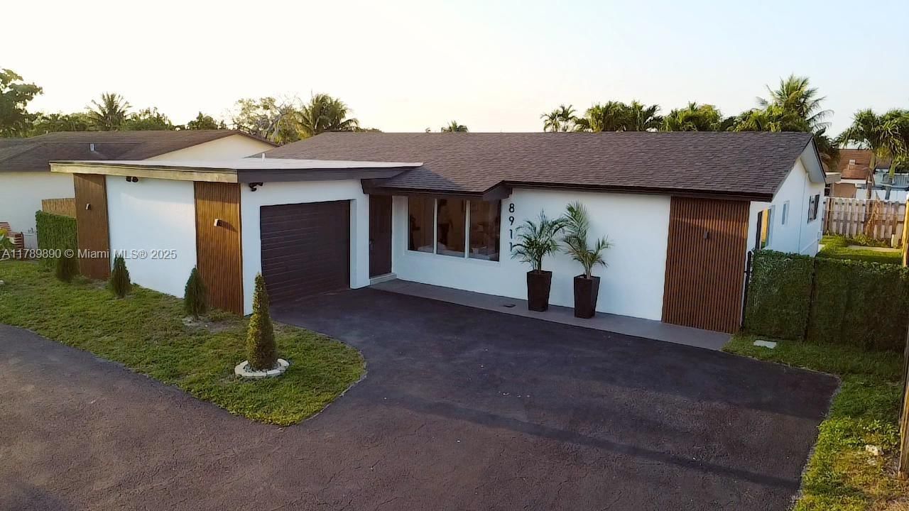 Real estate property located at 8911 7th Ct, Broward, Westview Sec 2 Part 1 Ame, Pembroke Pines, FL