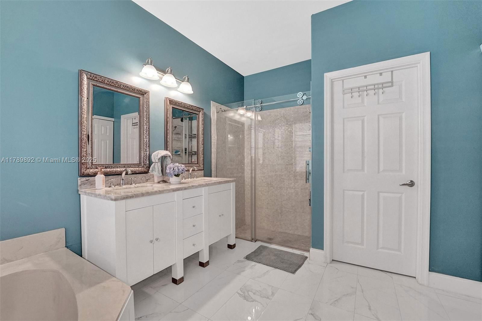 Real estate property located at 17946 35th Dr, Broward, Silver Lakes Phase Iii Re, Miramar, FL