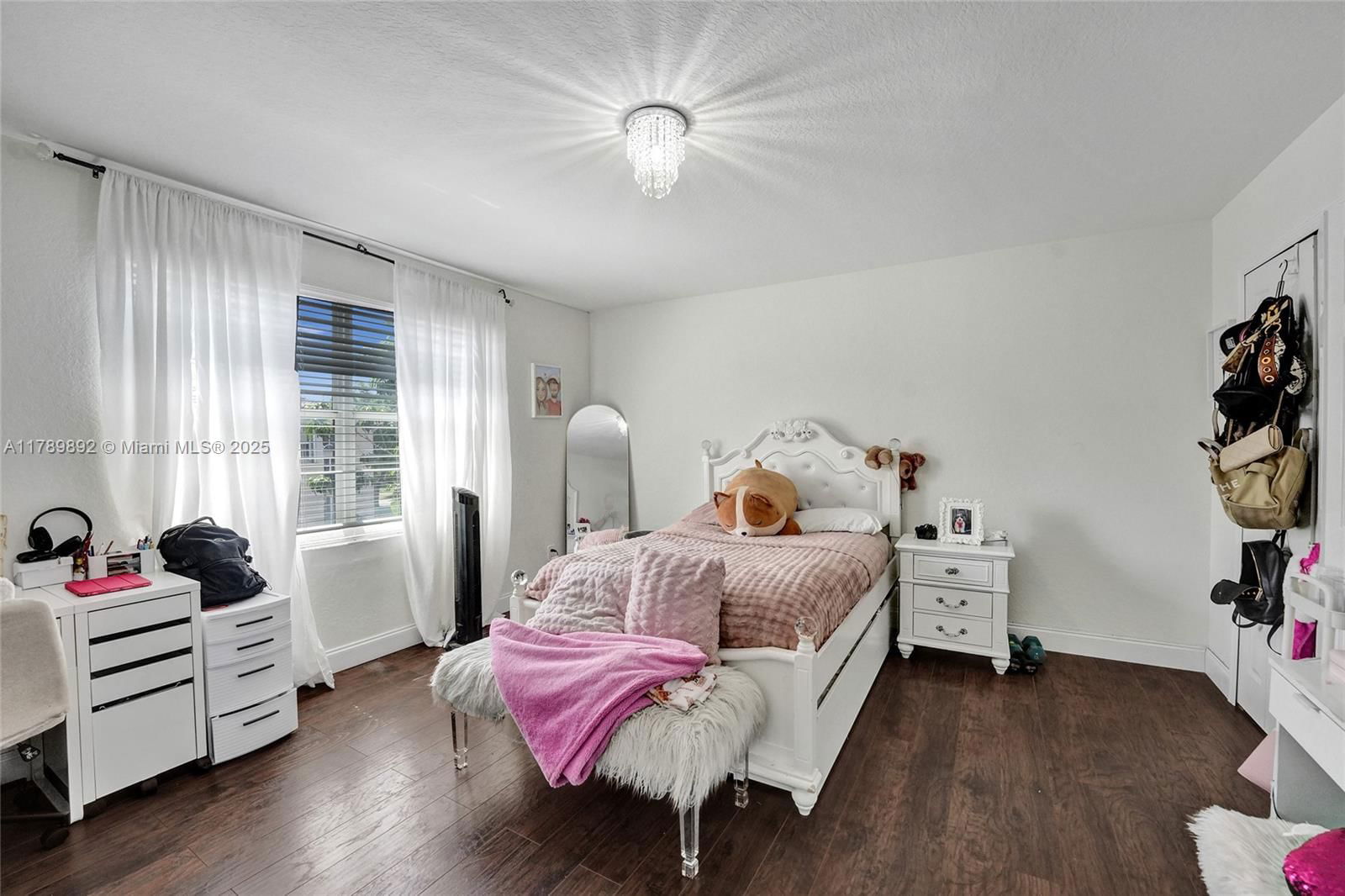 Real estate property located at 17946 35th Dr, Broward, Silver Lakes Phase Iii Re, Miramar, FL