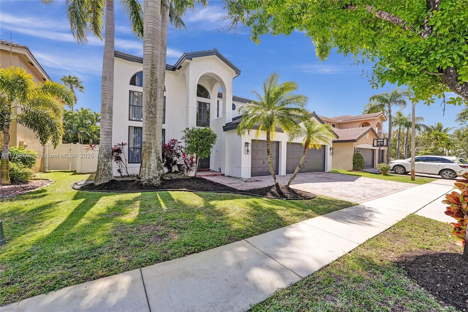 Real estate property located at 17946 35th Dr, Broward, Silver Lakes Phase Iii Re, Miramar, FL