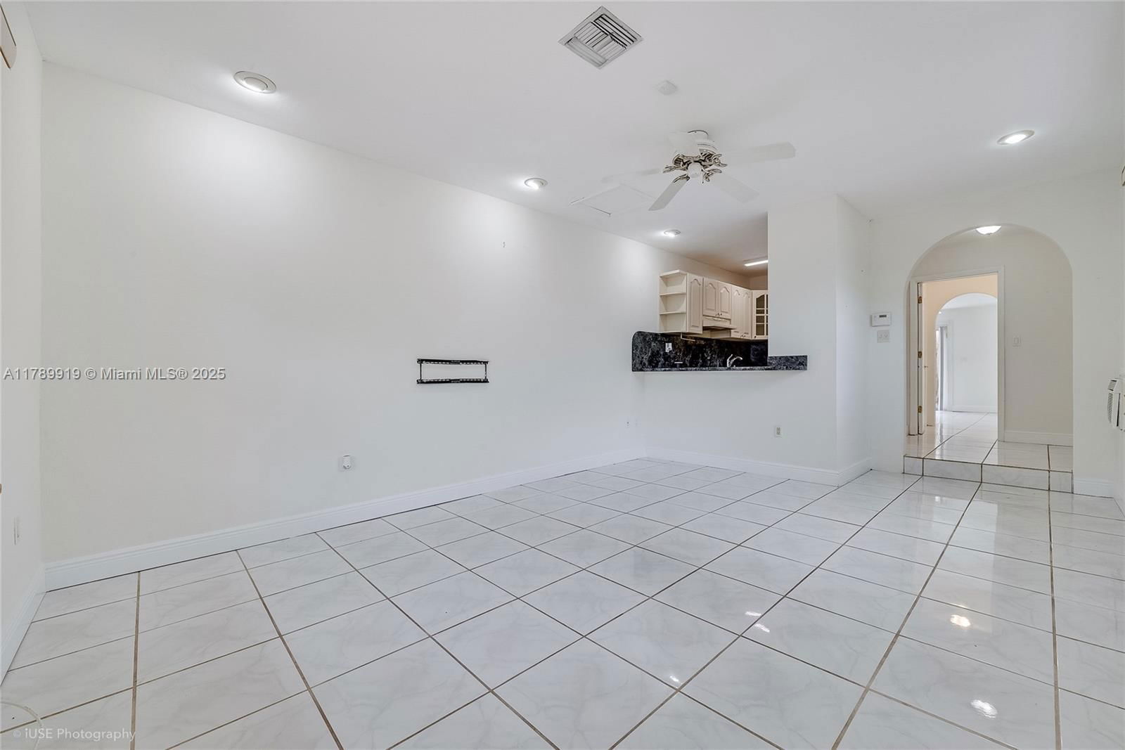 Real estate property located at 9600 77th St, Miami-dade, Kendall Sunset Homes, Miami, FL