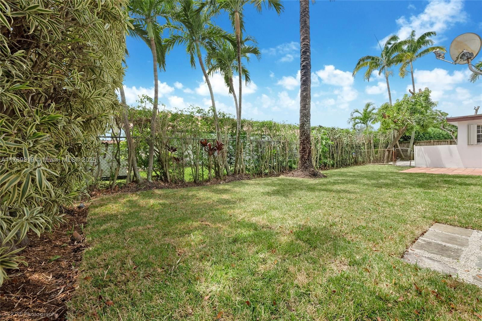 Real estate property located at 9600 77th St, Miami-dade, Kendall Sunset Homes, Miami, FL