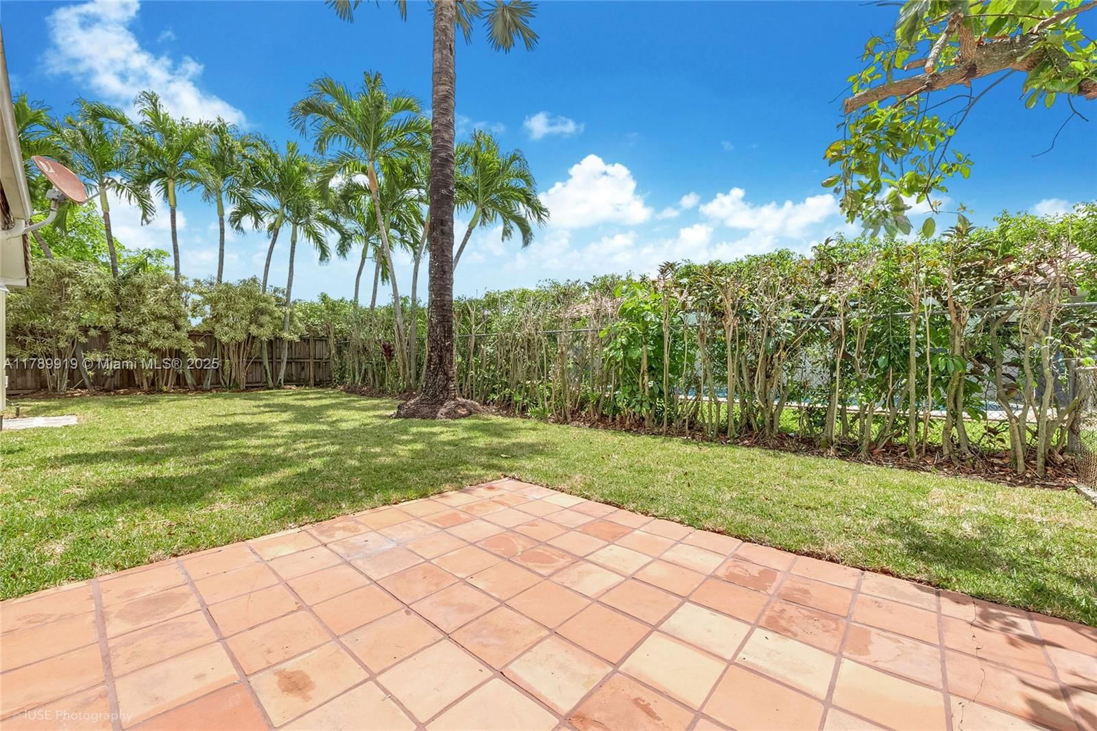 Real estate property located at 9600 77th St, Miami-dade, Kendall Sunset Homes, Miami, FL
