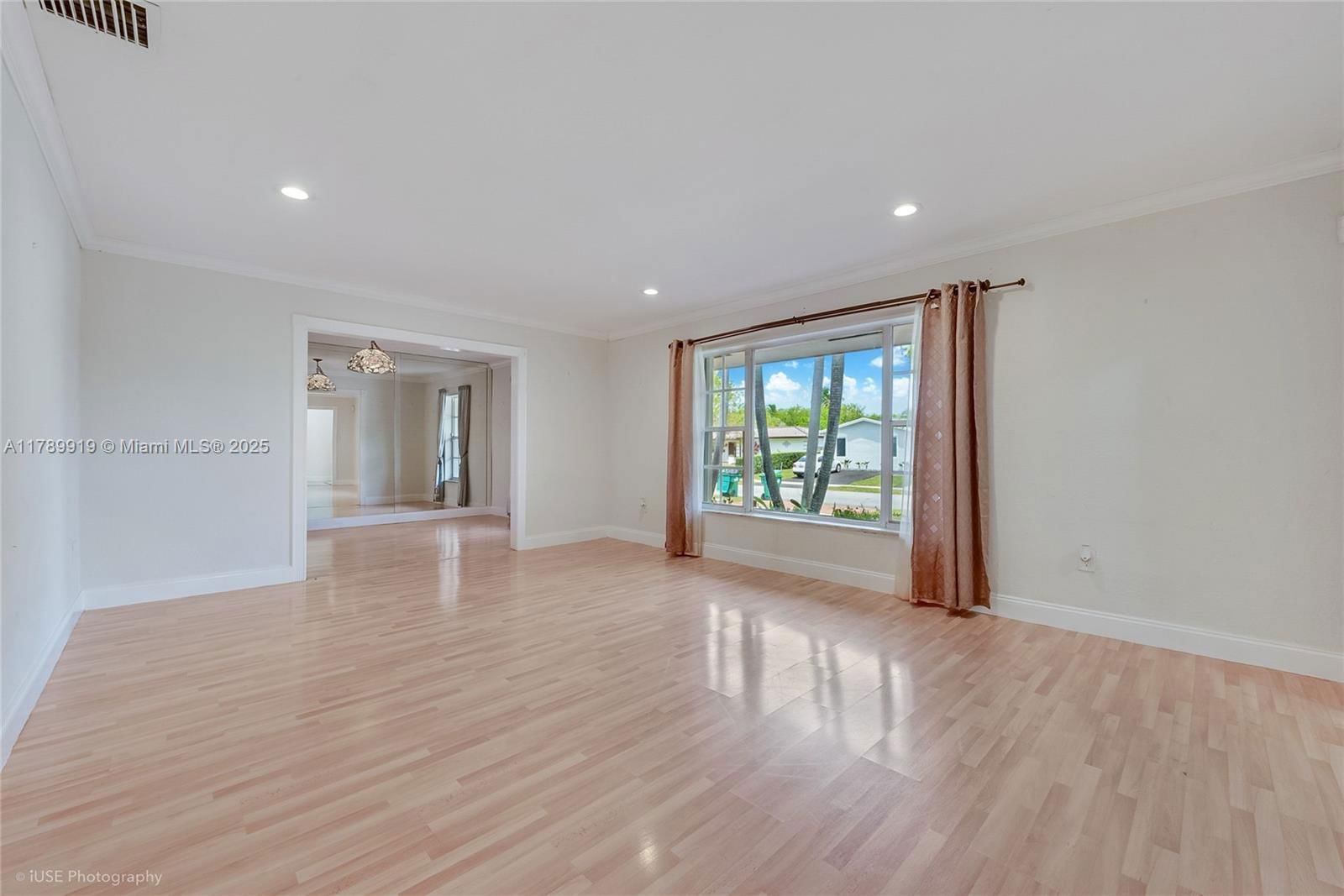 Real estate property located at 9600 77th St, Miami-dade, Kendall Sunset Homes, Miami, FL
