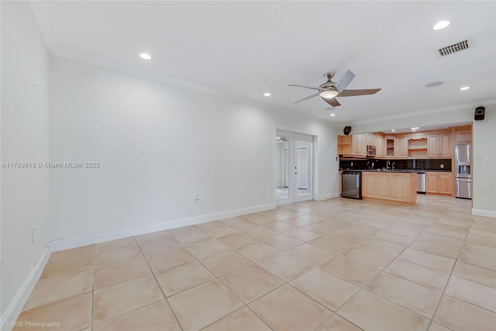 Real estate property located at 9600 77th St, Miami-dade, Kendall Sunset Homes, Miami, FL