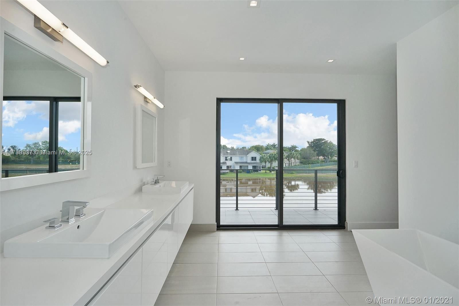 Real estate property located at 16512 Botaniko Dr S, Broward, Weston Estates, Weston, FL