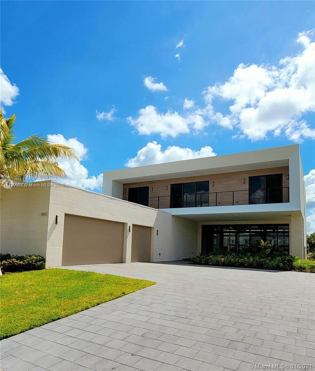 Real estate property located at 16512 Botaniko Dr S, Broward, Weston Estates, Weston, FL