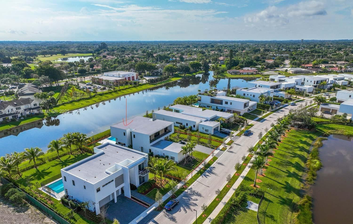 Real estate property located at 16512 Botaniko Dr S, Broward, Weston Estates, Weston, FL