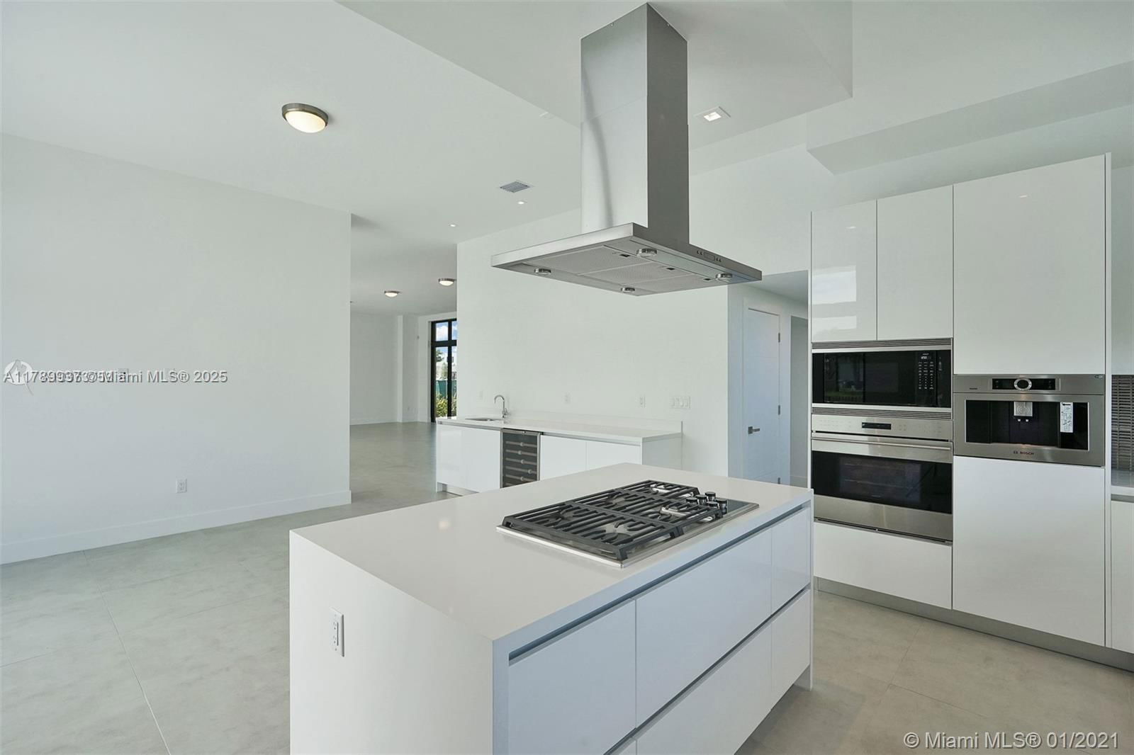 Real estate property located at 16512 Botaniko Dr S, Broward, Weston Estates, Weston, FL