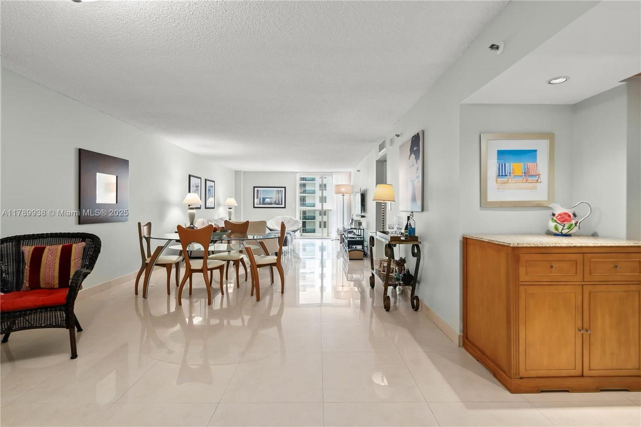 Real estate property located at 2401 Collins Ave #705, Miami-dade, The Riviera Condo, Miami Beach, FL