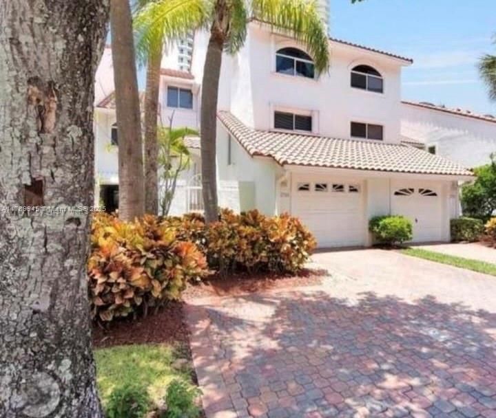 Real estate property located at 3769 209th Ter, Miami-dade, Golden Pointe, Aventura, FL
