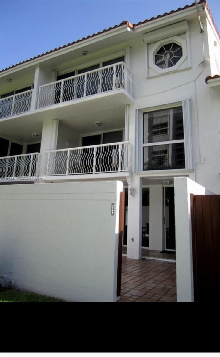 Real estate property located at 3769 209th Ter, Miami-dade, Golden Pointe, Aventura, FL