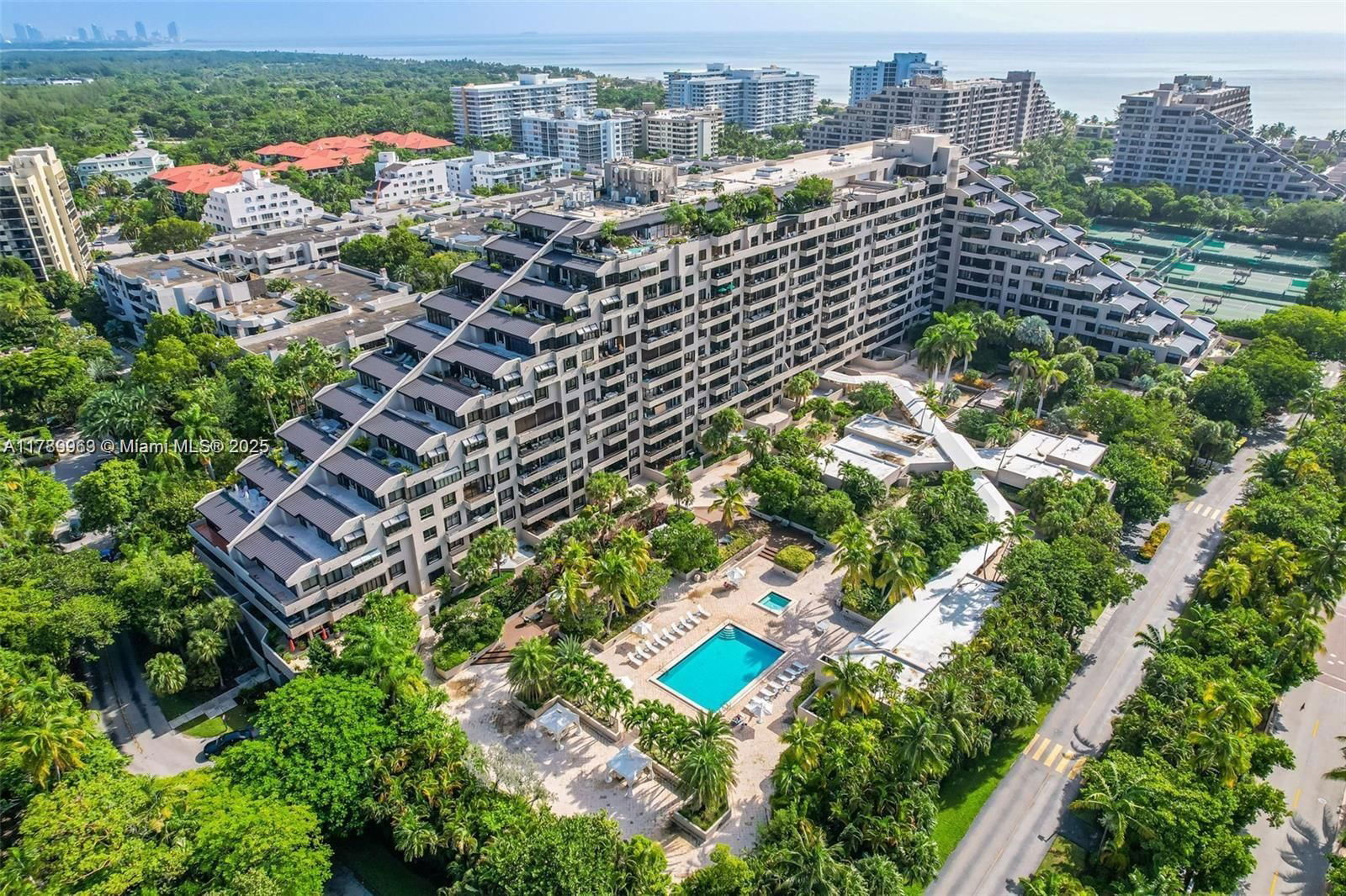 Real estate property located at 151 Crandon Blvd #138, Miami-dade, The Emerald Bay, Key Biscayne, FL