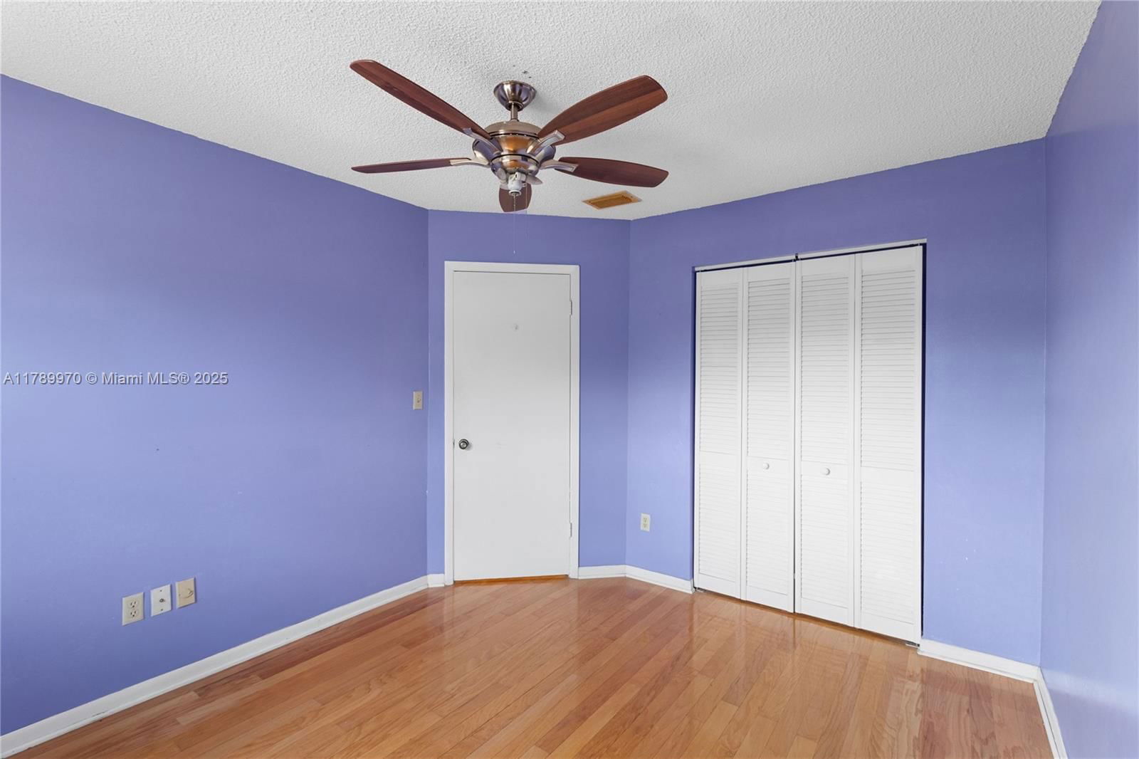 Real estate property located at 11048 154th Ct, Miami-dade, La Maison At The Hammocks, Miami, FL