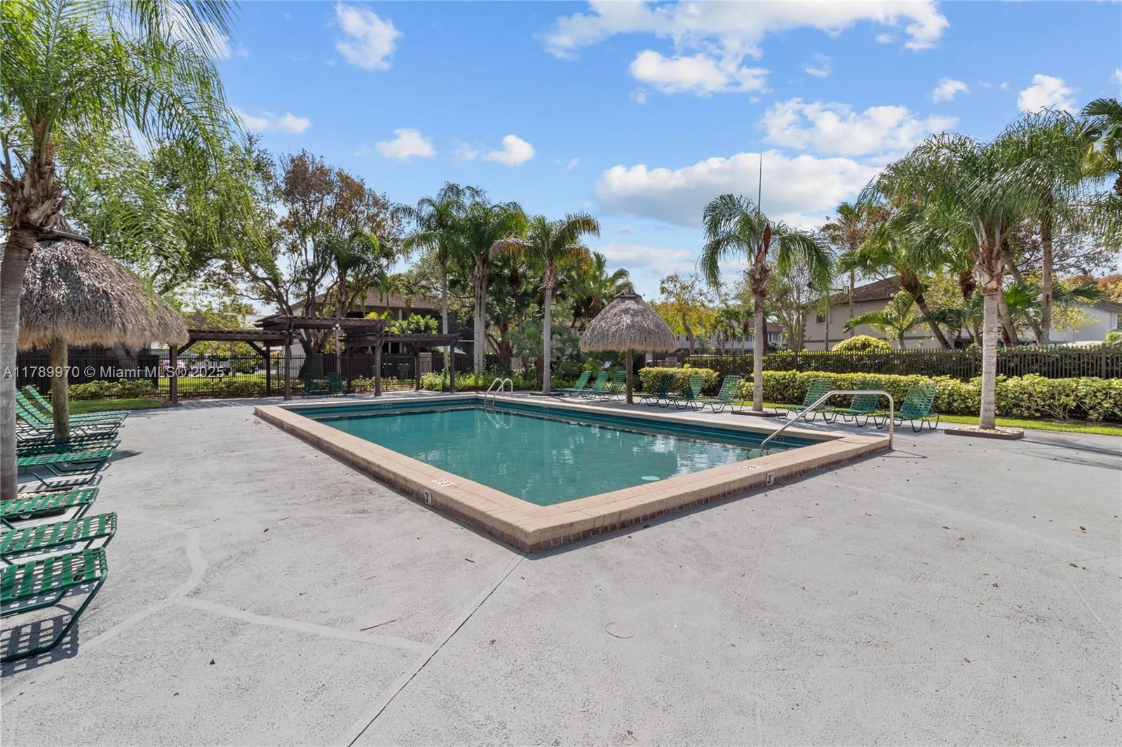 Real estate property located at 11048 154th Ct, Miami-dade, La Maison At The Hammocks, Miami, FL